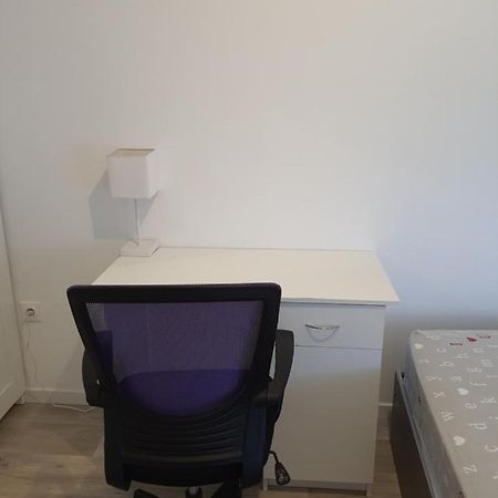 Comfy Private Room Les Ulis Exterior foto